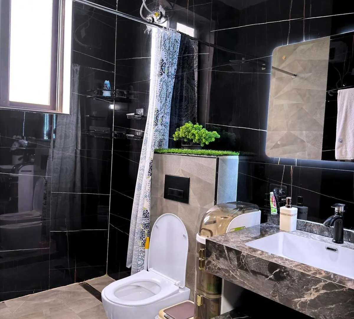 Arana Royal Homes Кампала